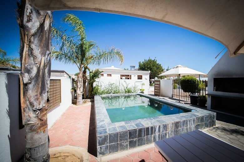 Hotel Kleinplasie Guesthouse