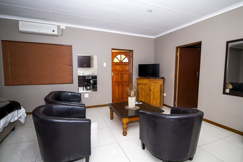 Hotel Kleinplasie Guesthouse