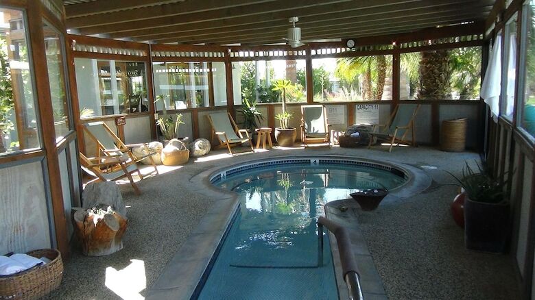 Hotel The Spring Resort And Spa - Adults Only