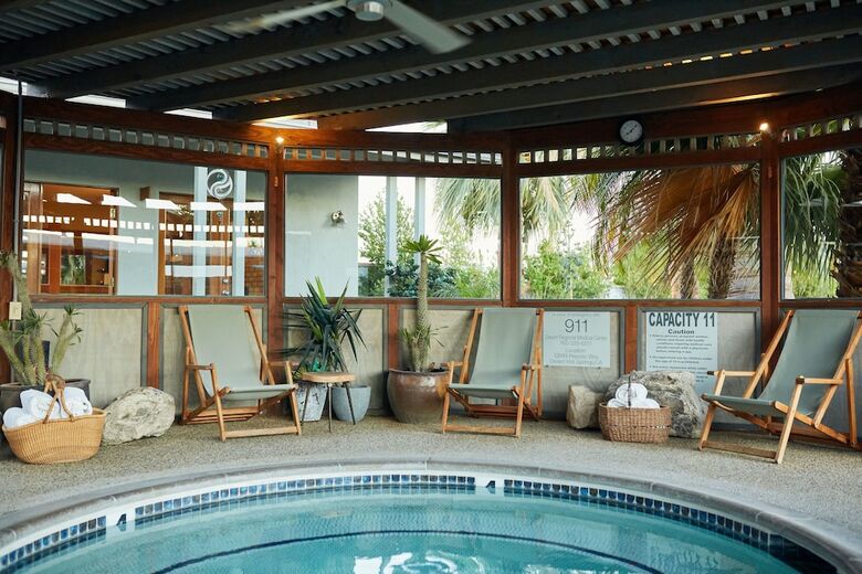 Hotel The Spring Resort And Spa - Adults Only