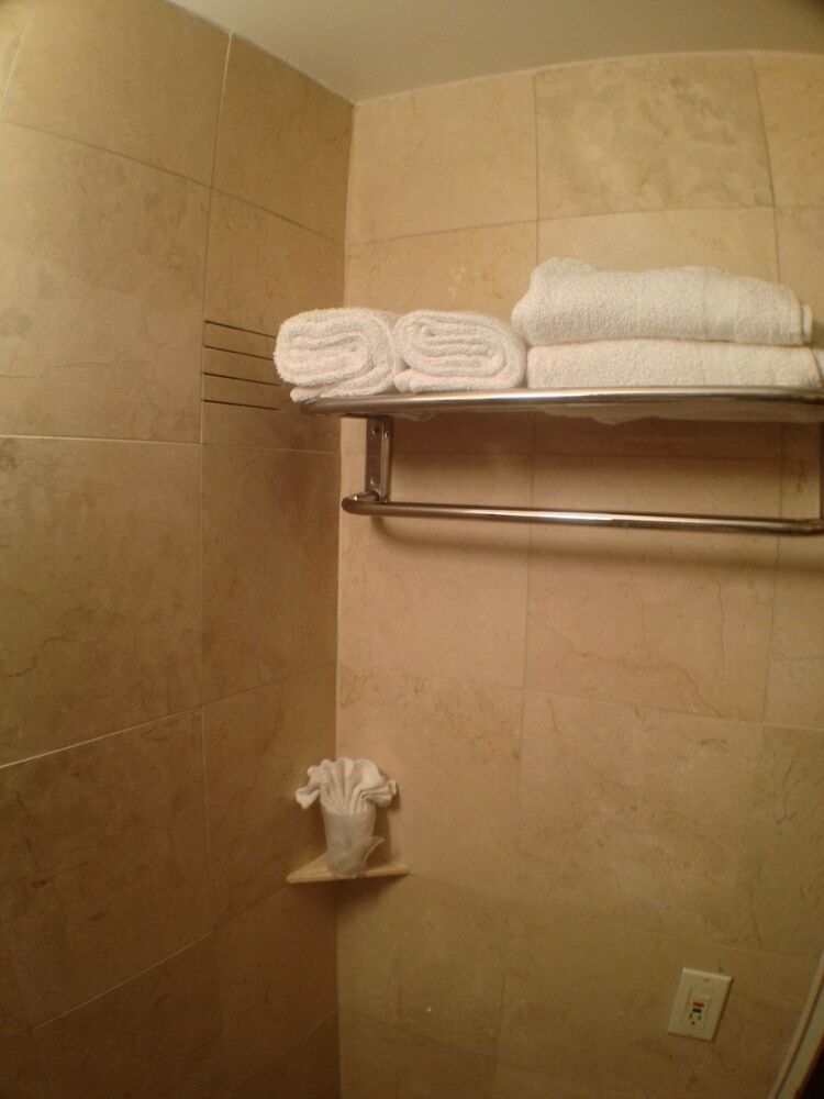Parisian Hotel South Beach