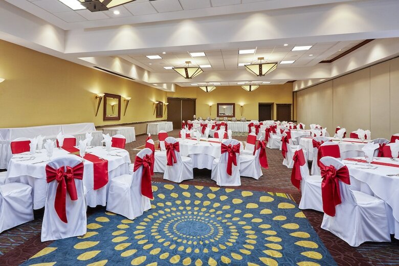 Hotel Holiday Inn Chicago Matteson Conf Center