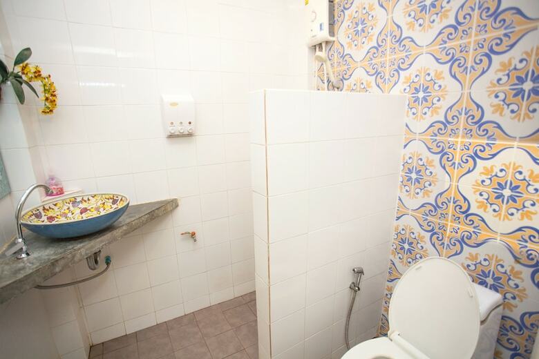 Hostal Laksameenarai Guesthouse - Hostel