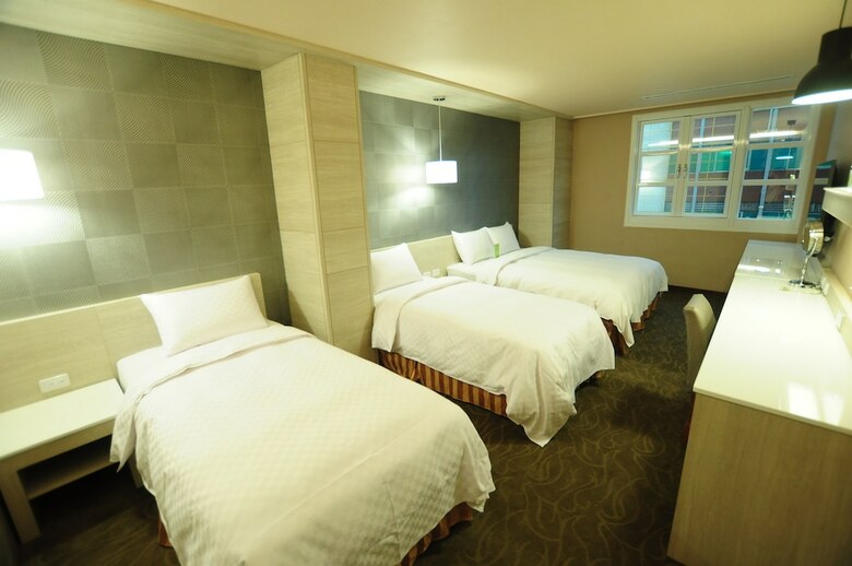 Kindness Hotel Zhongshan Bade