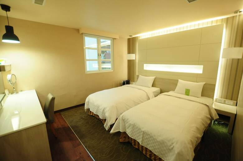 Kindness Hotel Zhongshan Bade
