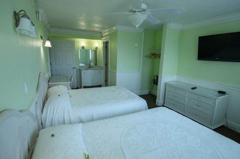 Edison Beach House