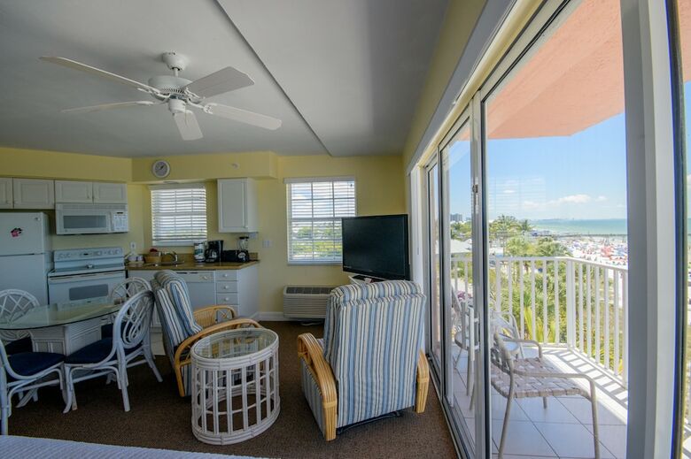 Edison Beach House