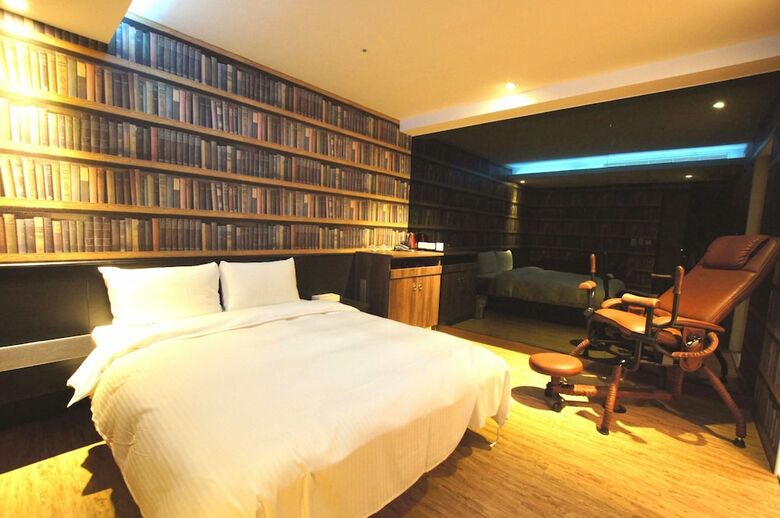 Hotel Colors Infinity Inn