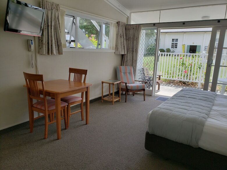 Motel Hananui Lodge And Apartments