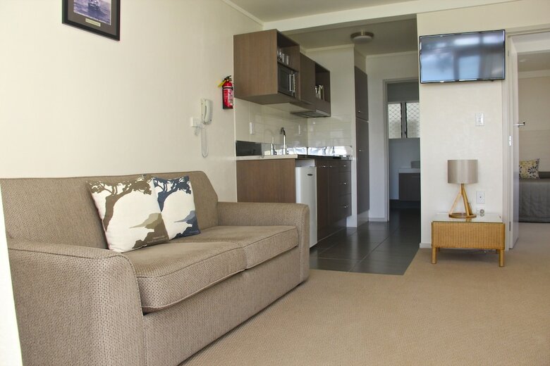 Motel Hananui Lodge And Apartments