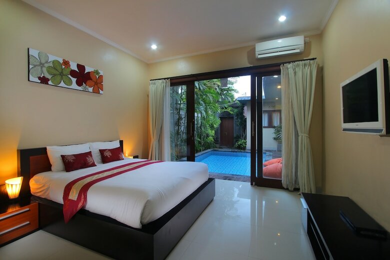 Hotel Lotus Tirta Seminyak
