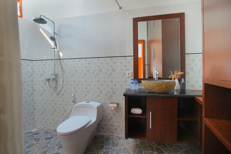 Hotel Lotus Tirta Seminyak