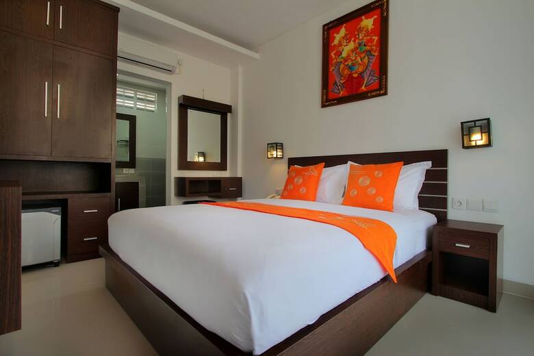 Hotel Lotus Tirta Seminyak