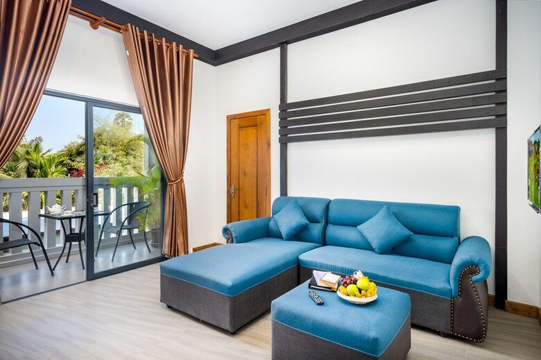 Reveal Angkor Hotel