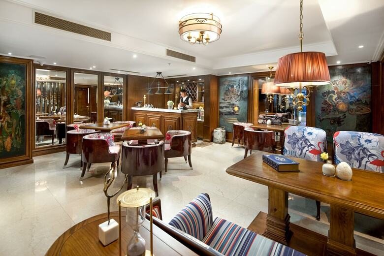 Hanoi Peridot Hotel