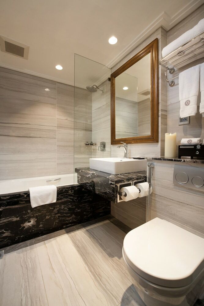 Hanoi Peridot Hotel