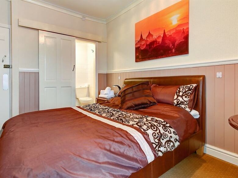 Hotel Thistle Dhu Guest House
