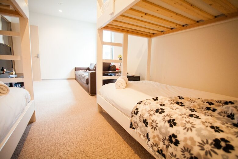 Yutaka Townhouse
