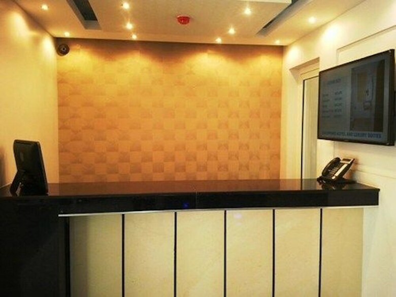 Oakspring Hotel & Luxury Suites