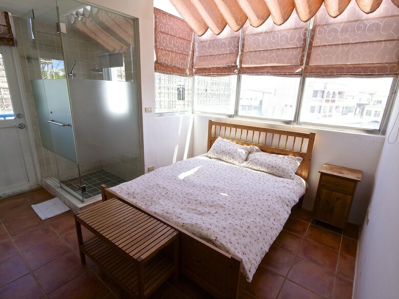 Hotel Oia Cafe B&B