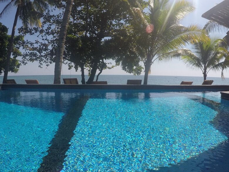 Hotel Rinjani Beach Eco Resort
