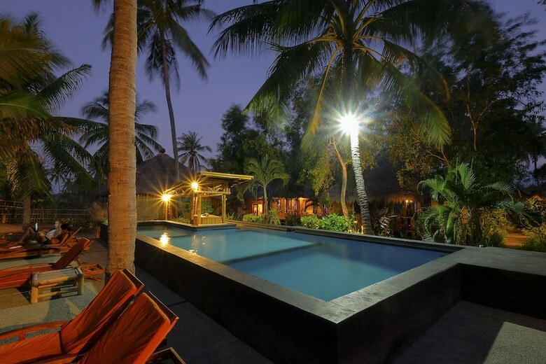 Hotel Rinjani Beach Eco Resort
