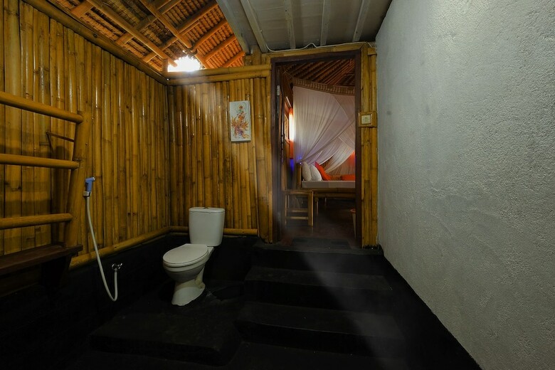 Hotel Rinjani Beach Eco Resort