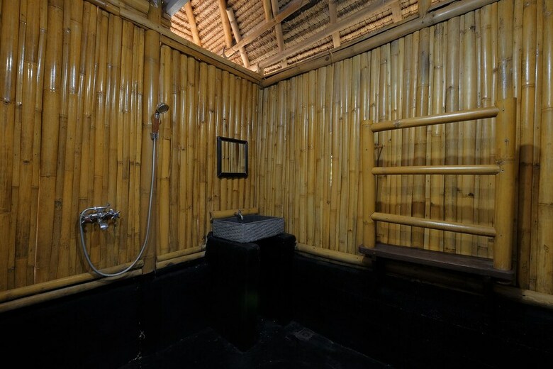 Hotel Rinjani Beach Eco Resort