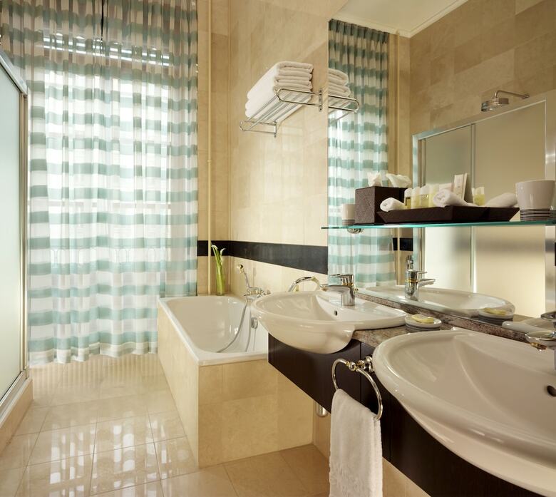 Hotel Metropole Geneve - Preferred Hotels & Resorts