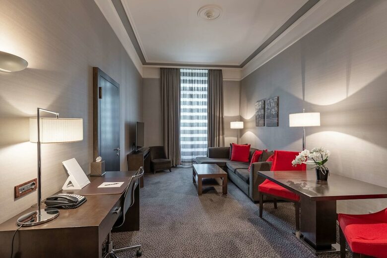 Hotel Metropole Geneve - Preferred Hotels & Resorts
