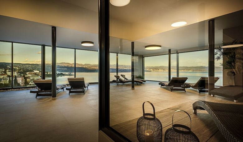 Grand Hotel Adriatic I