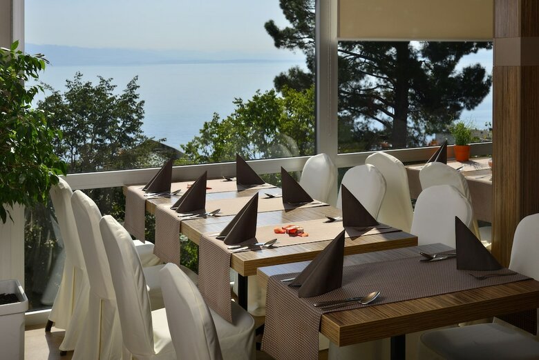 Grand Hotel Adriatic I