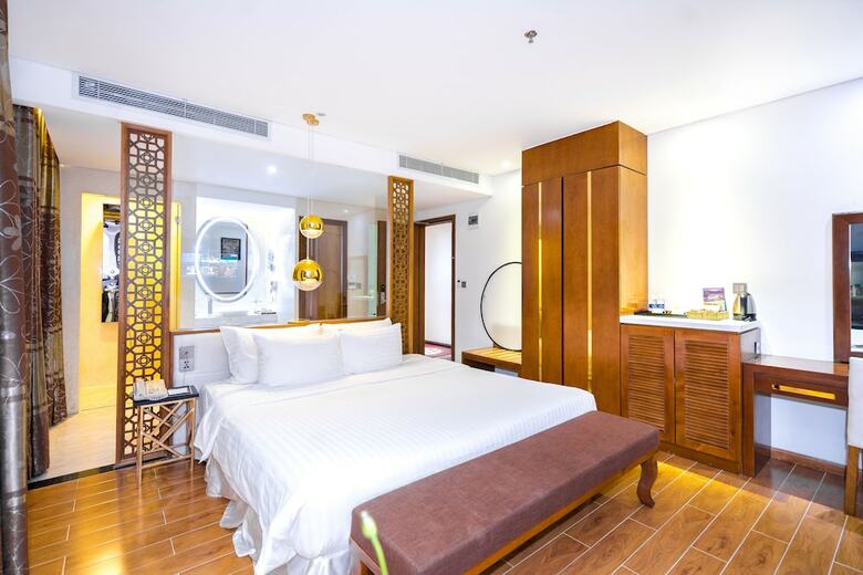 Cicilia Hotel And Spa
