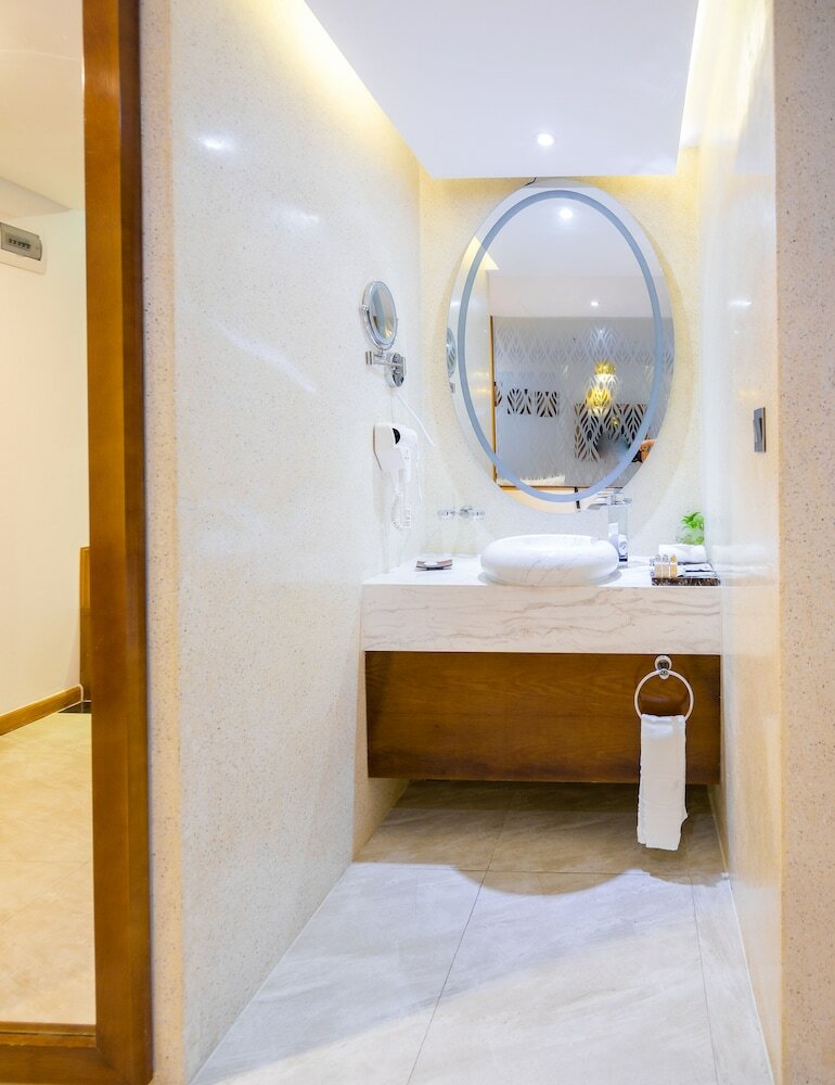 Cicilia Hotel And Spa