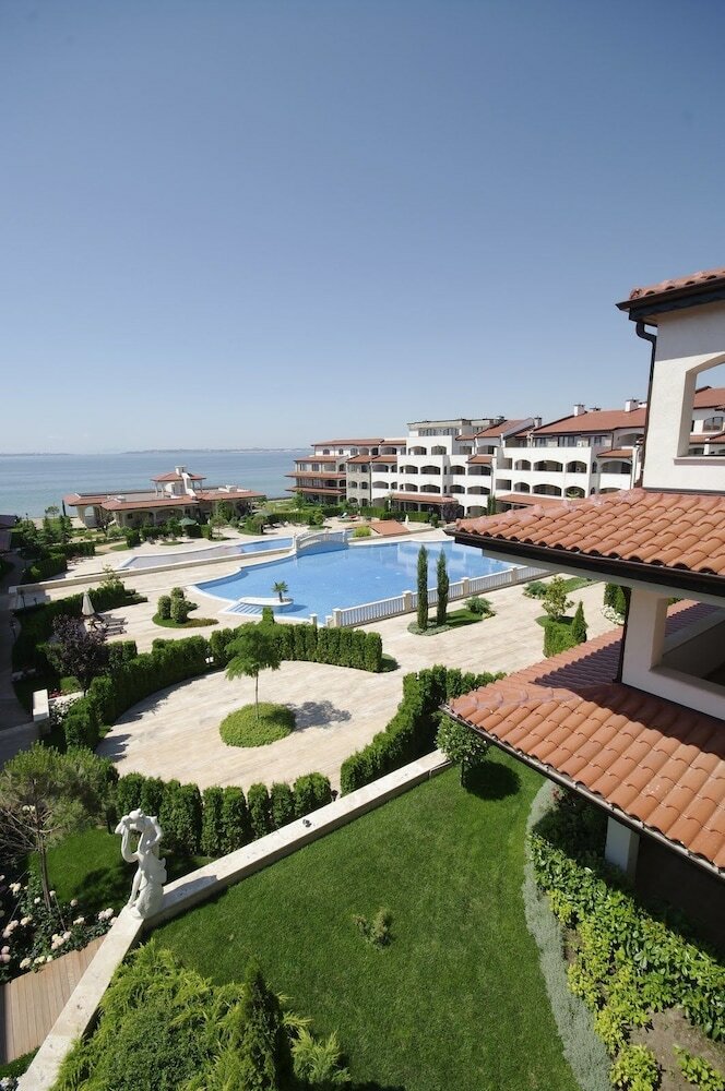 Aparthotel Casa Real Resort