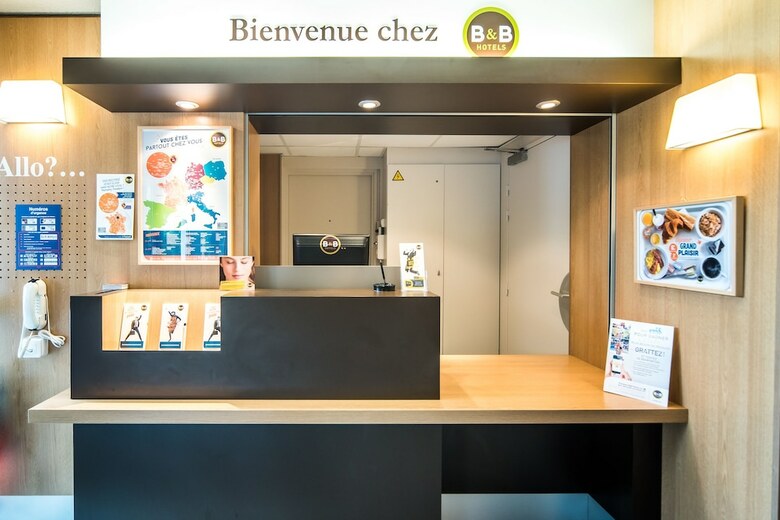 Hotel B&B H�tel Alencon Nord