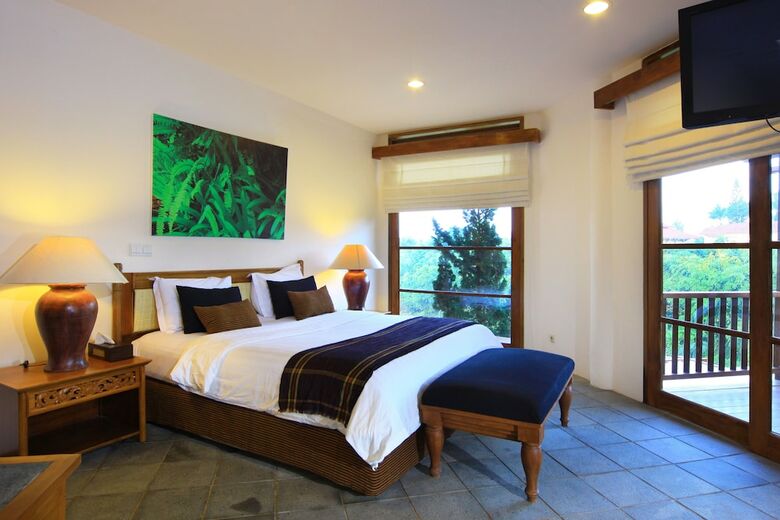 Hotel Novus Giri Resort & Spa