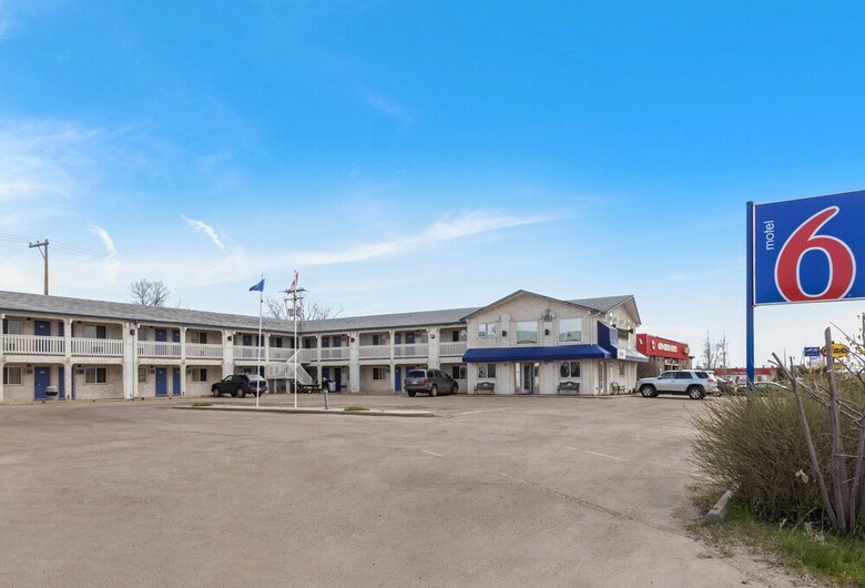 Motel 6 Camrose, Ab