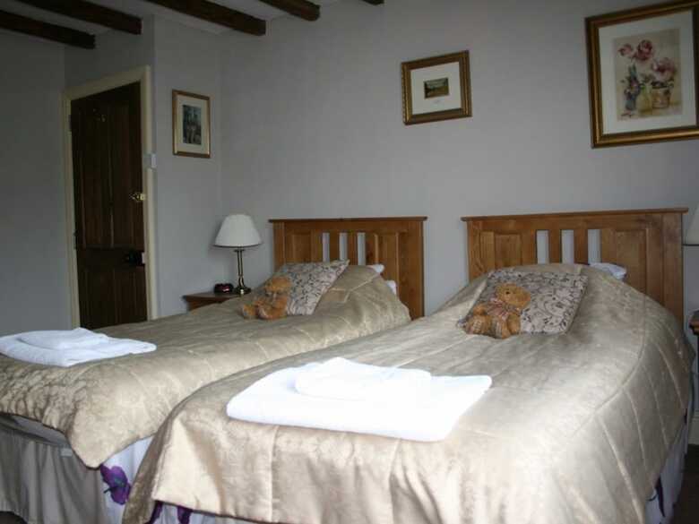 Bed & Breakfast Manor Guest House