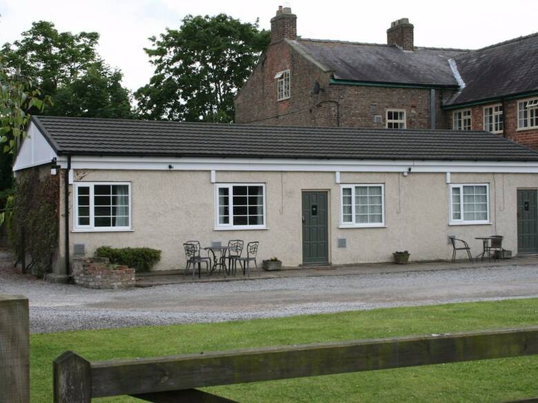 Bed & Breakfast Manor Guest House
