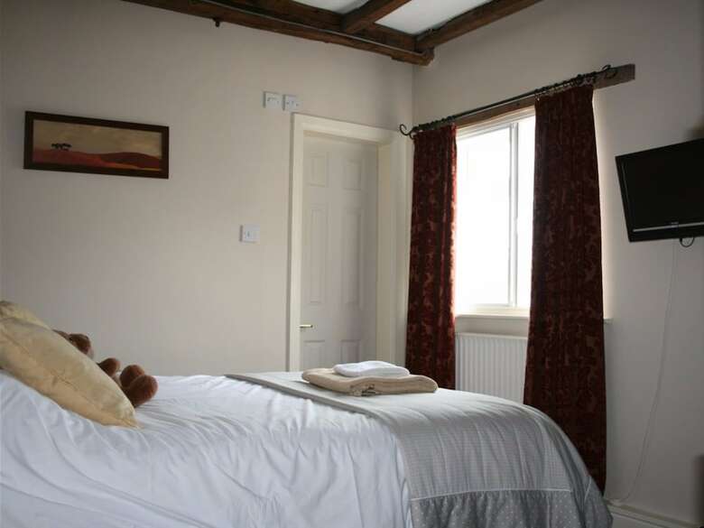 Bed & Breakfast Manor Guest House
