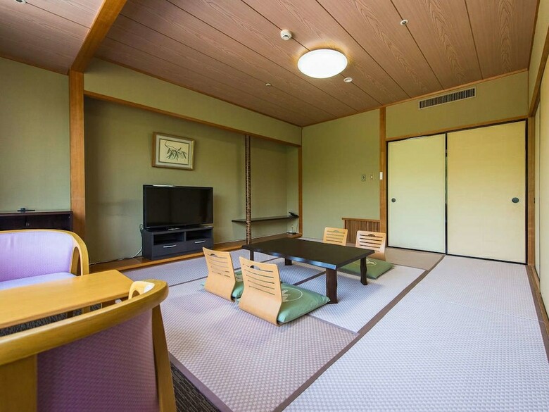 Hotel Livemax Resort Kaga-yamashiro