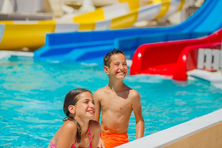 Hotel Louis St Elias Resort & Waterpark