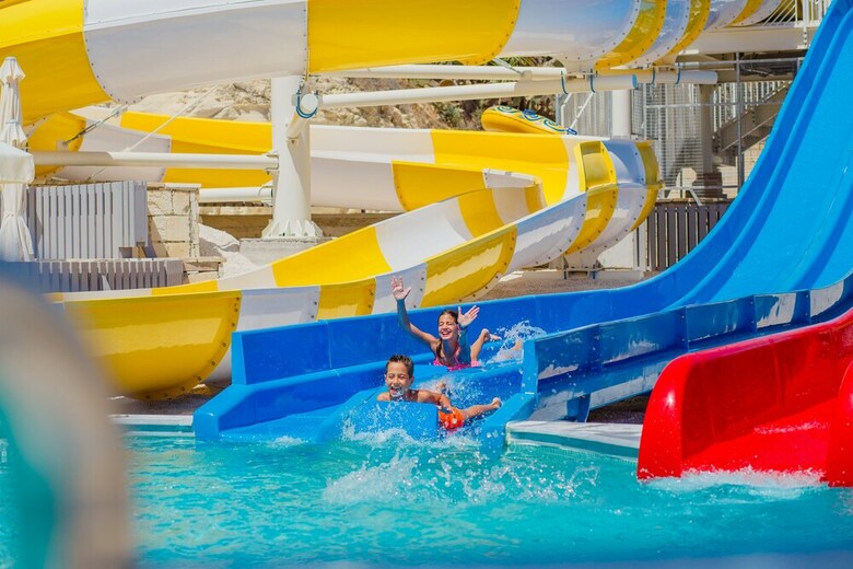 Hotel Louis St Elias Resort & Waterpark