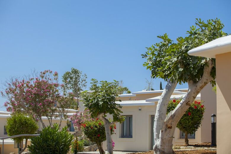 Hotel Louis St Elias Resort & Waterpark