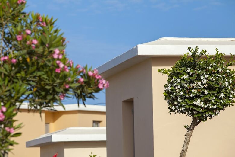 Hotel Louis St Elias Resort & Waterpark