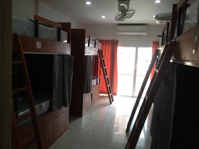 Hostal Jomtien Hostel