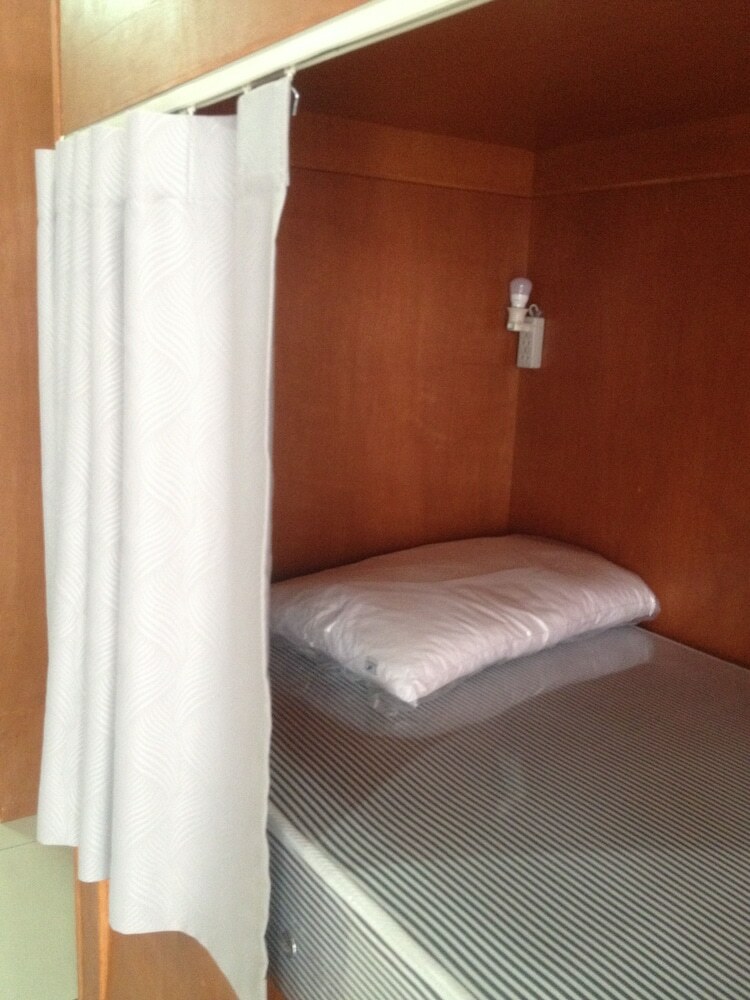 Hostal Jomtien Hostel