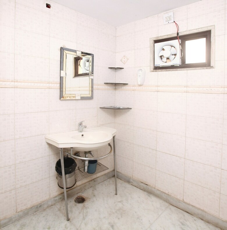Oyo 337 Hotel Anand