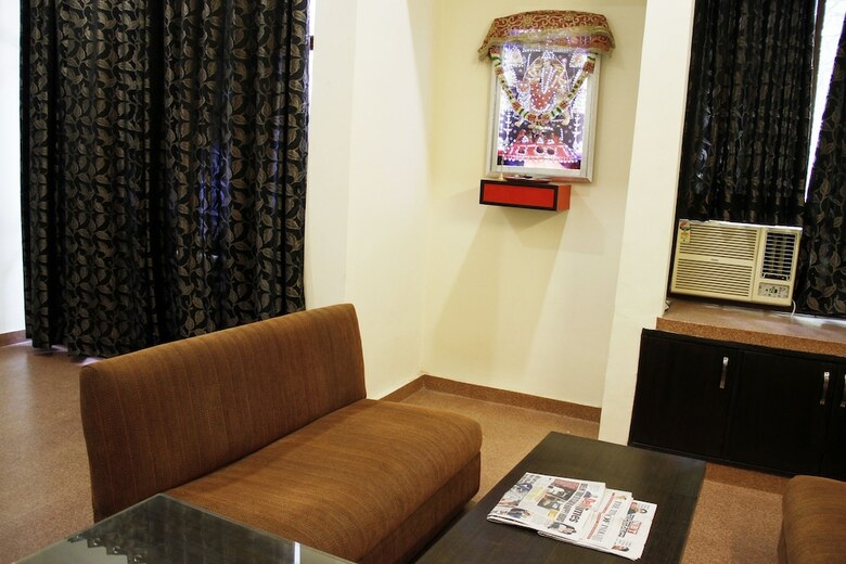 Oyo 630 Hotel Innova Homes